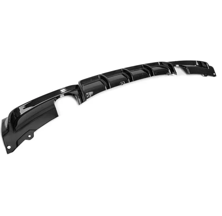 Aizmugurējais difuzors BMW F30 / F31 M-Pack (335 / 340)