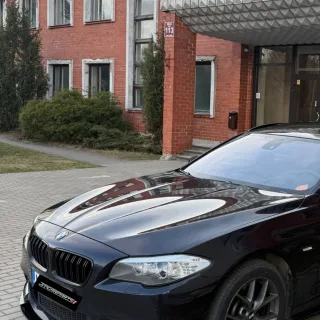 Dubulta reste BMW F10/F11, spīdīgi melna — 4