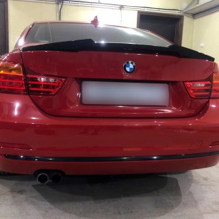 M4 stila bagāžnieka spoileris BMW F32 kupejai, spīdīgi melns — 3